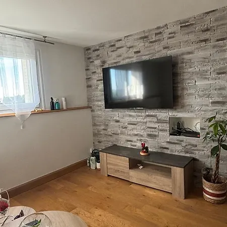 Le Cocon Apartment Aurillac Exterior photo